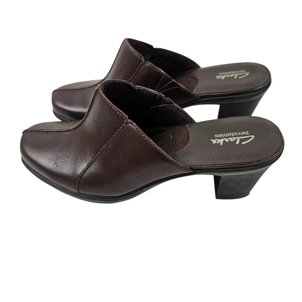 Clarks Bendable Womens Size 7M Mule Shoes Brown Leather Slip On Block Heel - Picture 3 of 9